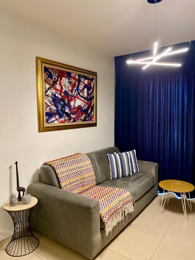 Fat Cow Apartment 101 Larnaca Bagian luar foto