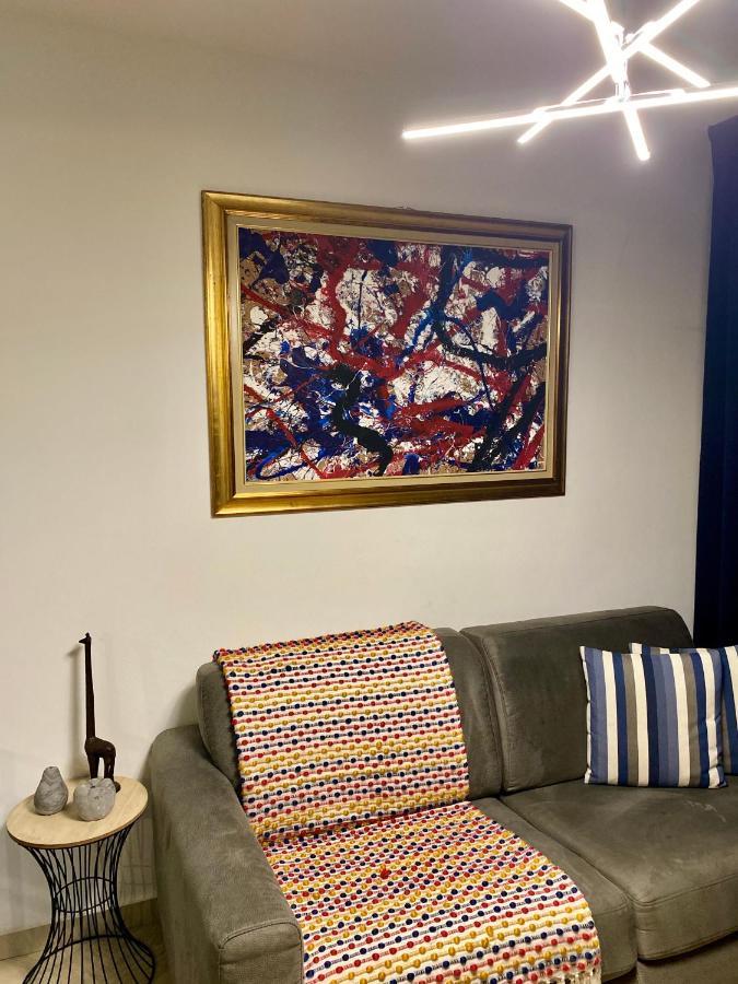 Fat Cow Apartment 101 Larnaca Bagian luar foto
